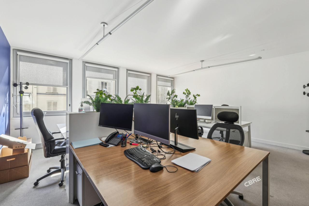 Bureau Paris 901m² Location bureau Paris OLBUR2426933 9